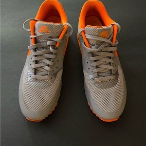 Men’s Nike Air Max. Size 13. Slightly used.